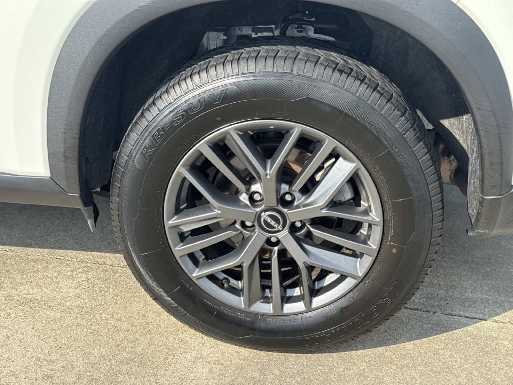 Used 2024 Nissan Rogue S FWD image 6