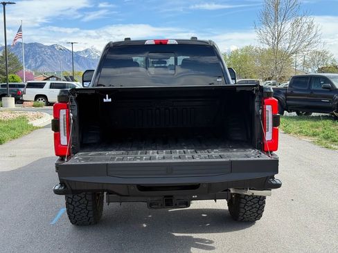Used 2025 Ford F350 Platinum image 12
