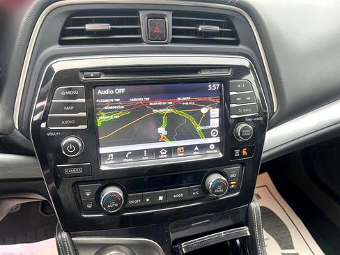 Used 2017 Nissan Maxima 3.5 SL image 16