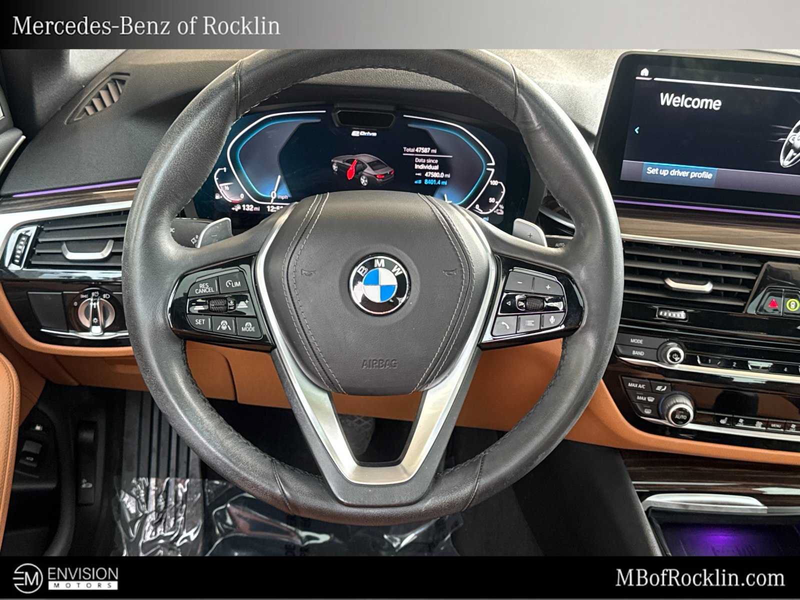 Used 2021 BMW 530e xDrive w/ Premium Package AWD/4WD image 14
