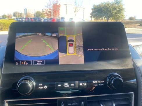 Used 2024 Nissan Armada Platinum w/ Captain's Chairs Package image 24