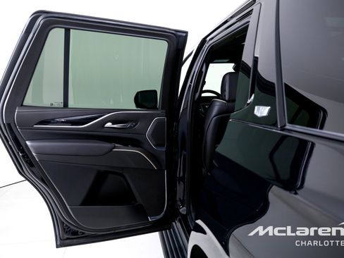 Used 2022 Cadillac Escalade Sport w/ Touring Package AWD/4WD image 17