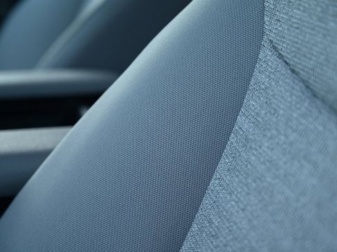 Used 2025 Toyota Sienna LE image 22