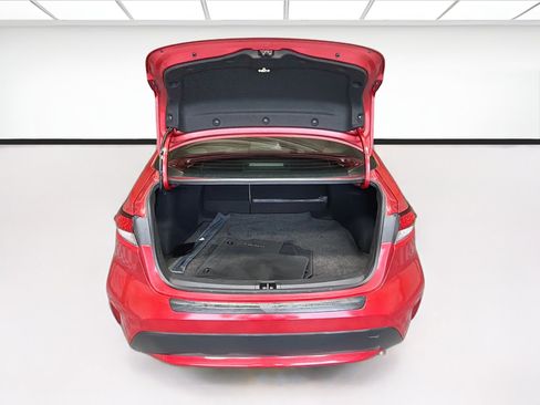 Used 2020 Toyota Corolla LE w/ Carpet Mat Package (TMS) FWD image 15