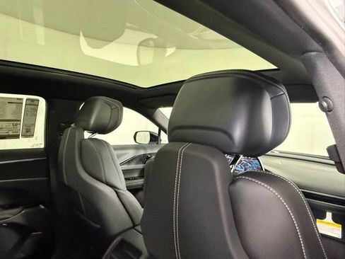 New 2026 Cadillac Lyriq Sport RWD image 31