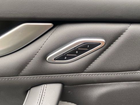 New 2024 Maserati Levante Trofeo image 19