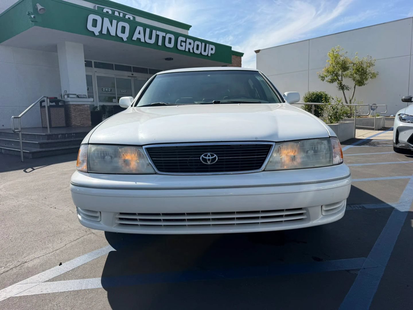 Used 1999 Toyota Avalon XL FWD image 3
