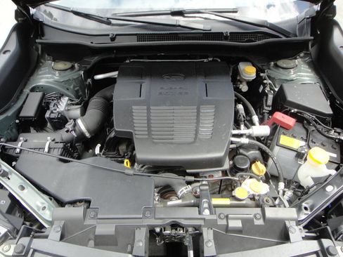 Used 2019 Subaru Forester Premium AWD/4WD image 18