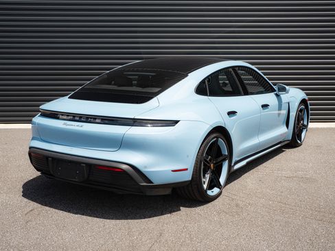 Certified 2023 Porsche Taycan 4S AWD/4WD image 30
