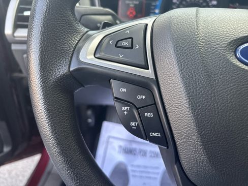 Used 2018 Ford Fusion SE w/ Fusion SE Technology Package image 21