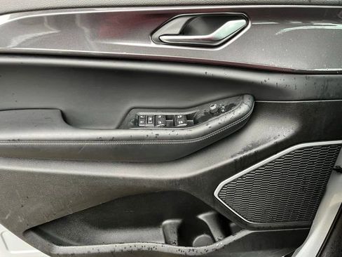 Used 2022 Jeep Grand Cherokee L Laredo image 20