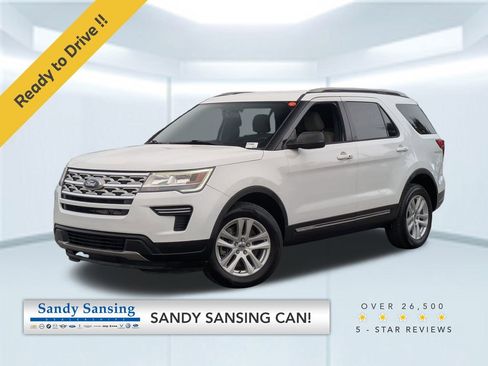 Used 2018 Ford Explorer XLT image 1