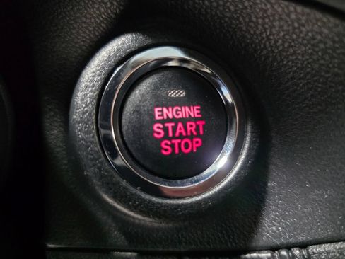 Used 2023 Subaru Forester Premium AWD/4WD image 16