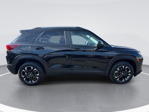 Used 2023 Chevrolet TrailBlazer LT w/ Convenience Package image 4