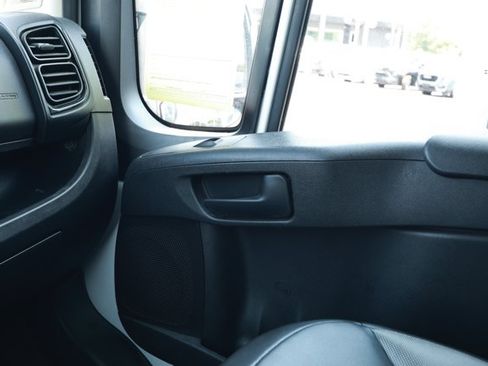 Used 2023 RAM ProMaster 2500 FWD image 25