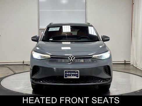 Used 2023 Volkswagen ID.4 Pro AWD/4WD image 3
