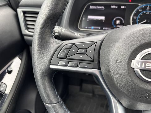 Used 2025 Nissan Leaf SV Plus FWD image 16
