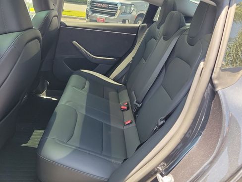 Used 2025 Tesla Model 3 Long Range AWD/4WD image 23