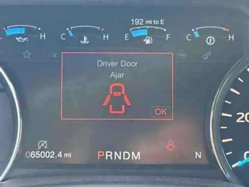 Used 2019 Ford F150 Lariat w/ FX4 Off-Road Package AWD/4WD image 14