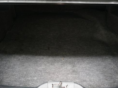 Used 2013 Ford Mustang Coupe image 23