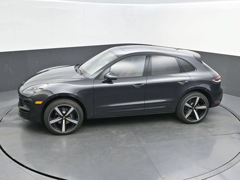 New 2026 Porsche Macan AWD/4WD image 28
