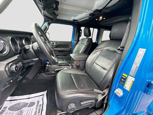 Used 2022 Jeep Wrangler Unlimited Sahara w/ Cold Weather Group image 23