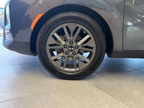 Used 2020 Kia Soul EX image 34