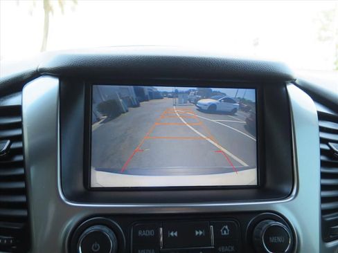 Used 2015 Chevrolet Tahoe LTZ RWD image 16