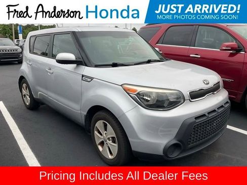Used 2015 Kia Soul FWD image 1