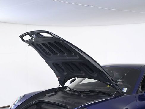 Used 2026 Porsche 911 GT3 RWD image 33