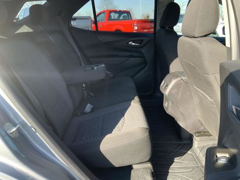 Used 2024 Chevrolet Equinox LT image 61