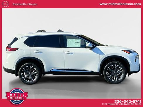 New 2026 Nissan Rogue Platinum image 7