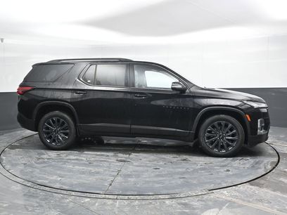 Used 2023 Chevrolet Traverse RS