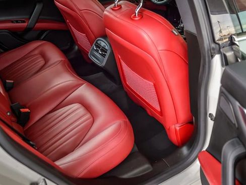 Used 2018 Maserati Ghibli image 45