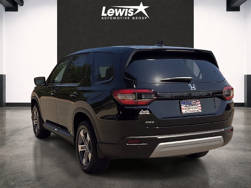 Used 2025 Honda Pilot EX-L image 3