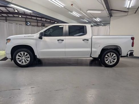 Used 2026 Chevrolet Silverado 1500 Custom RWD image 22