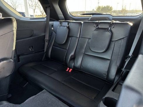 Used 2020 Ford Explorer Limited image 28