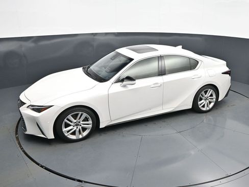Used 2023 Lexus IS 300 w/ Comfort Package RWD image 16