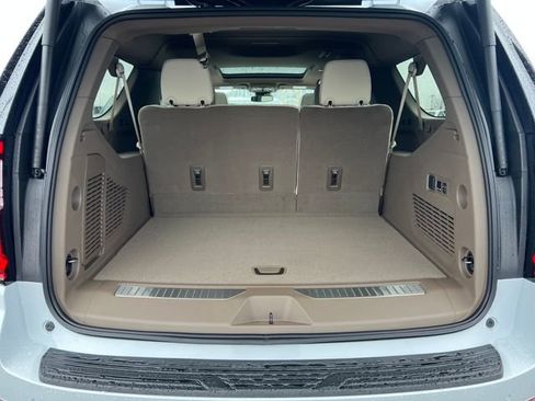 New 2026 GMC Yukon XL Denali w/ Sun & Power Step Package image 13