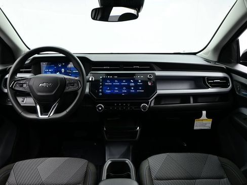 New 2027 Chevrolet Bolt LT FWD image 19