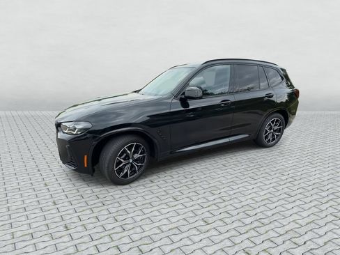 Used 2024 BMW X3 xDrive30i w/ Premium Package w/ZPA AWD/4WD image 4