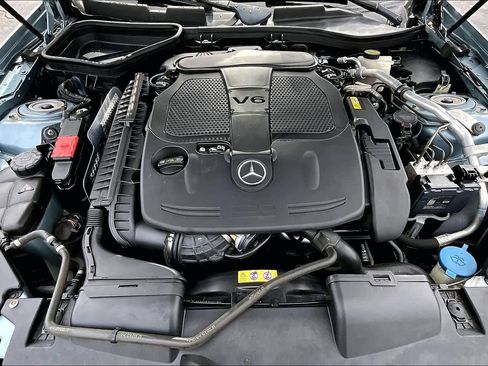 Used 2012 Mercedes-Benz SLK 350 image 32