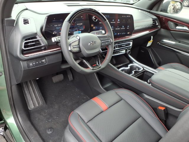 New 2027 Chevrolet Traverse RS w/ LPO, Floor Liner Package AWD/4WD image 5