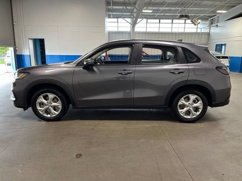 Used 2023 Honda HR-V LX image 6