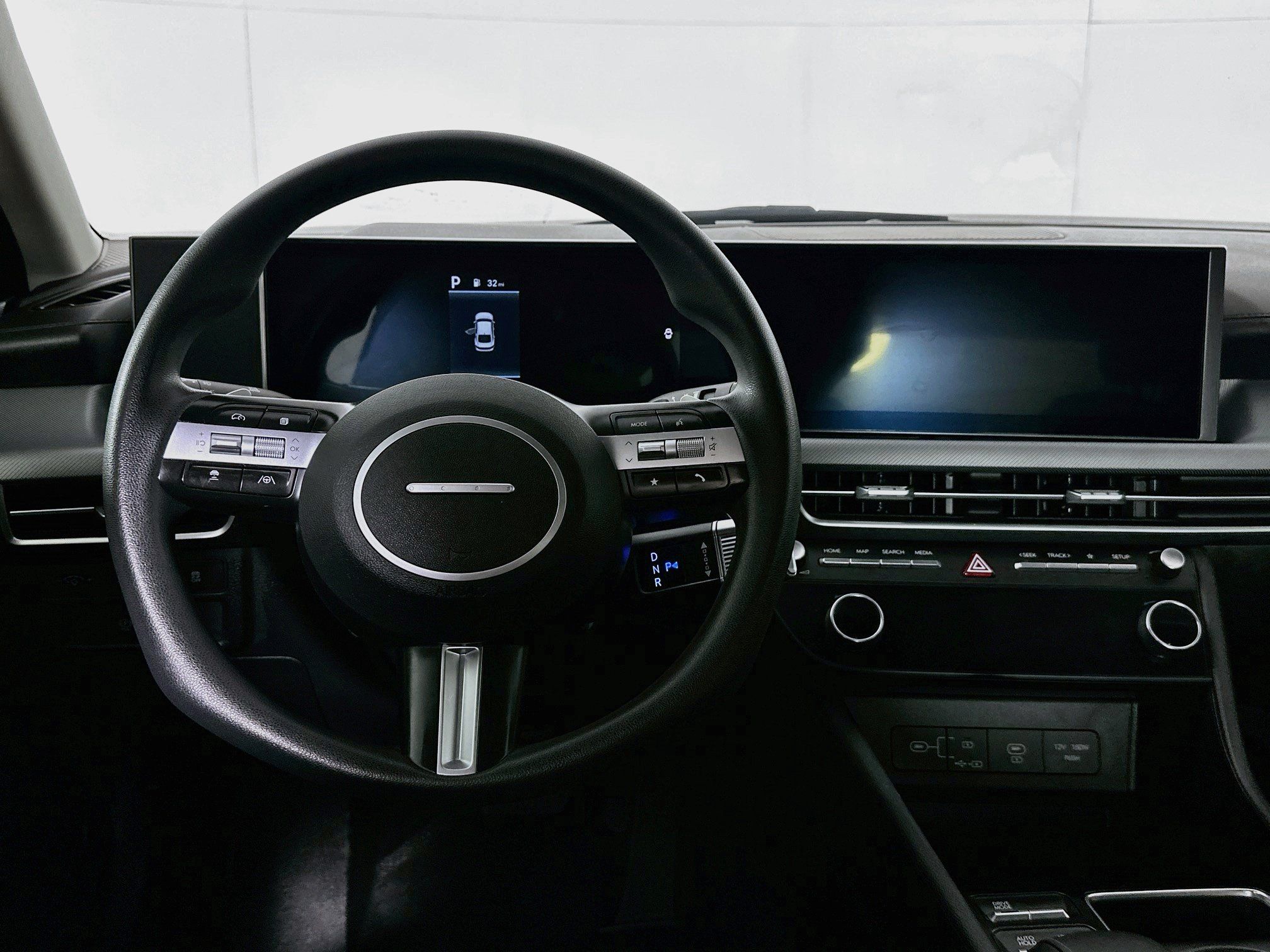 Used 2025 Hyundai Sonata SEL FWD image 18