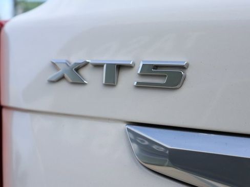 Used 2019 Cadillac XT5 Luxury image 6