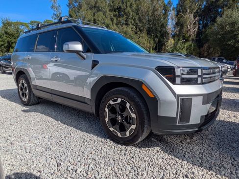 Used 2025 Hyundai Santa Fe SEL image 1