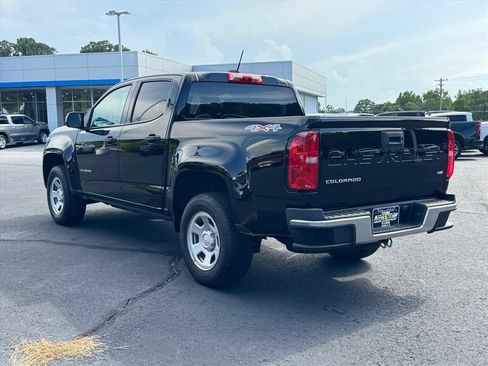 Used 2022 Chevrolet Colorado W/T w/ WT Convenience Package AWD/4WD image 5