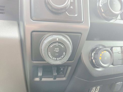 Used 2020 Ford F150 XLT w/ Trailer Tow Package image 31