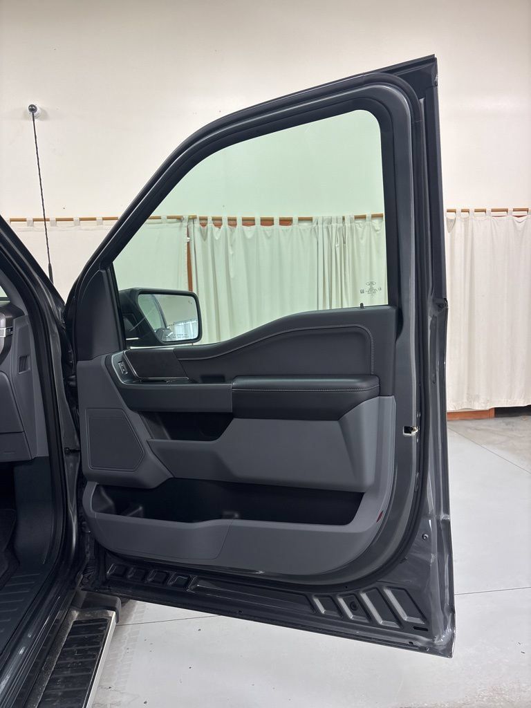 Used 2025 Ford F150 XLT w/ Equipment Group 301A Standard AWD/4WD image 27